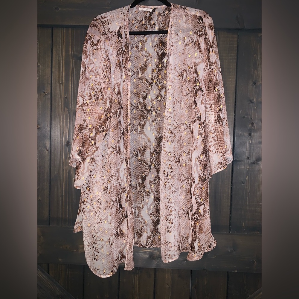 MAURICES METALLIC SNAKE SKIN KIMONO